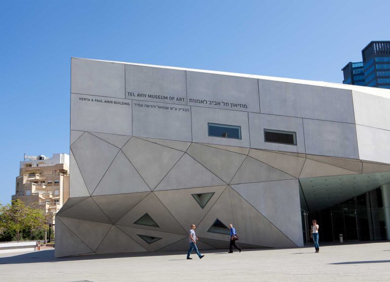 Attractions-Tel-Aviv-Tel-Aviv-Museum-001